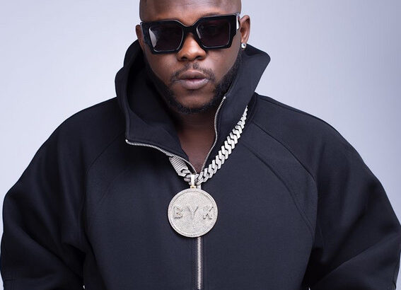 ab6761610000e5eb05826420178c61bf740ab6ca (1)